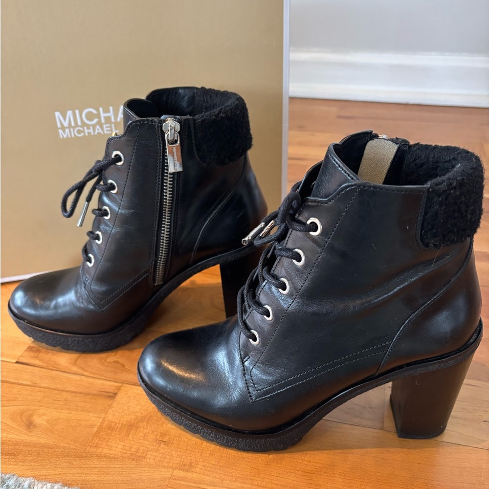 Michael Kors Black Kim Lace Up Bootie Leather Ankle Boots, 7 M - Picture 3 of 14